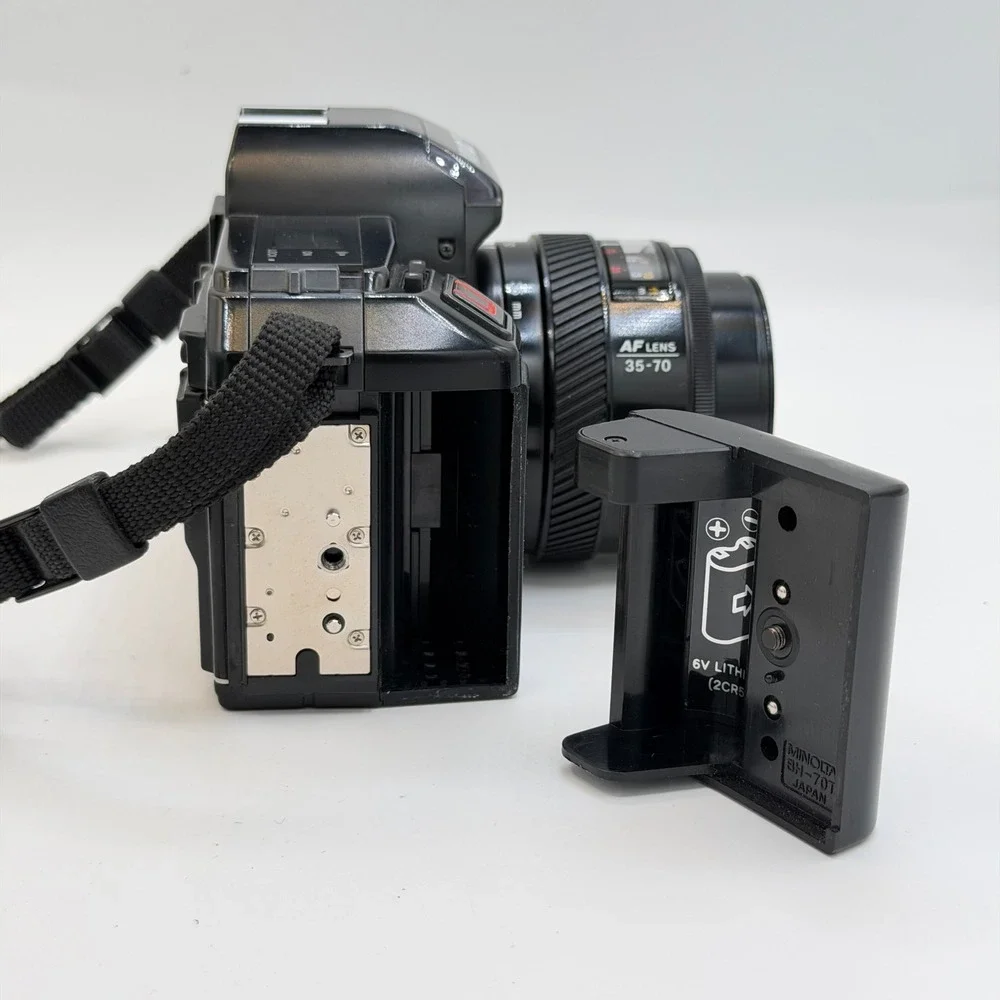 Minolta Maxxum 5000 35mm SLR Camera W/ 35-70mm 70-210 Lenses + Acc - Tested!